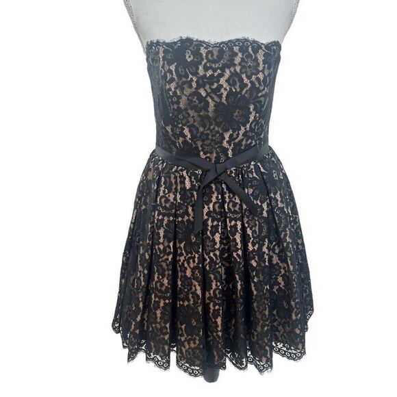 Robert Rodriguez Neiman Marcus ￼evening gown - Picture 6 of 16